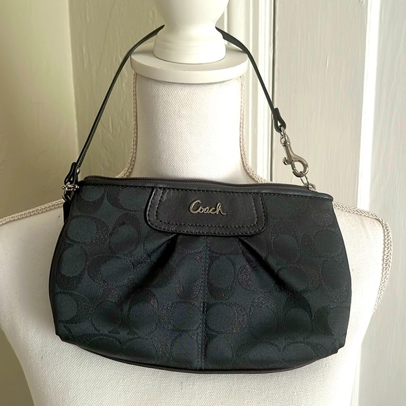 Coach Handbags - Coach Wristlet Excellent Condition